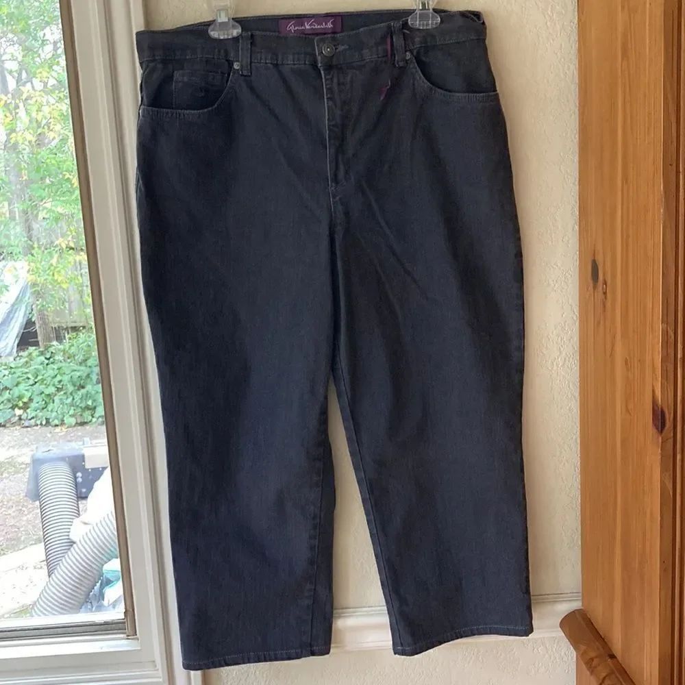 Gloria Vanderbilt Amanda Five Pocket High Rise Stretch Off Black Jeans Size 16